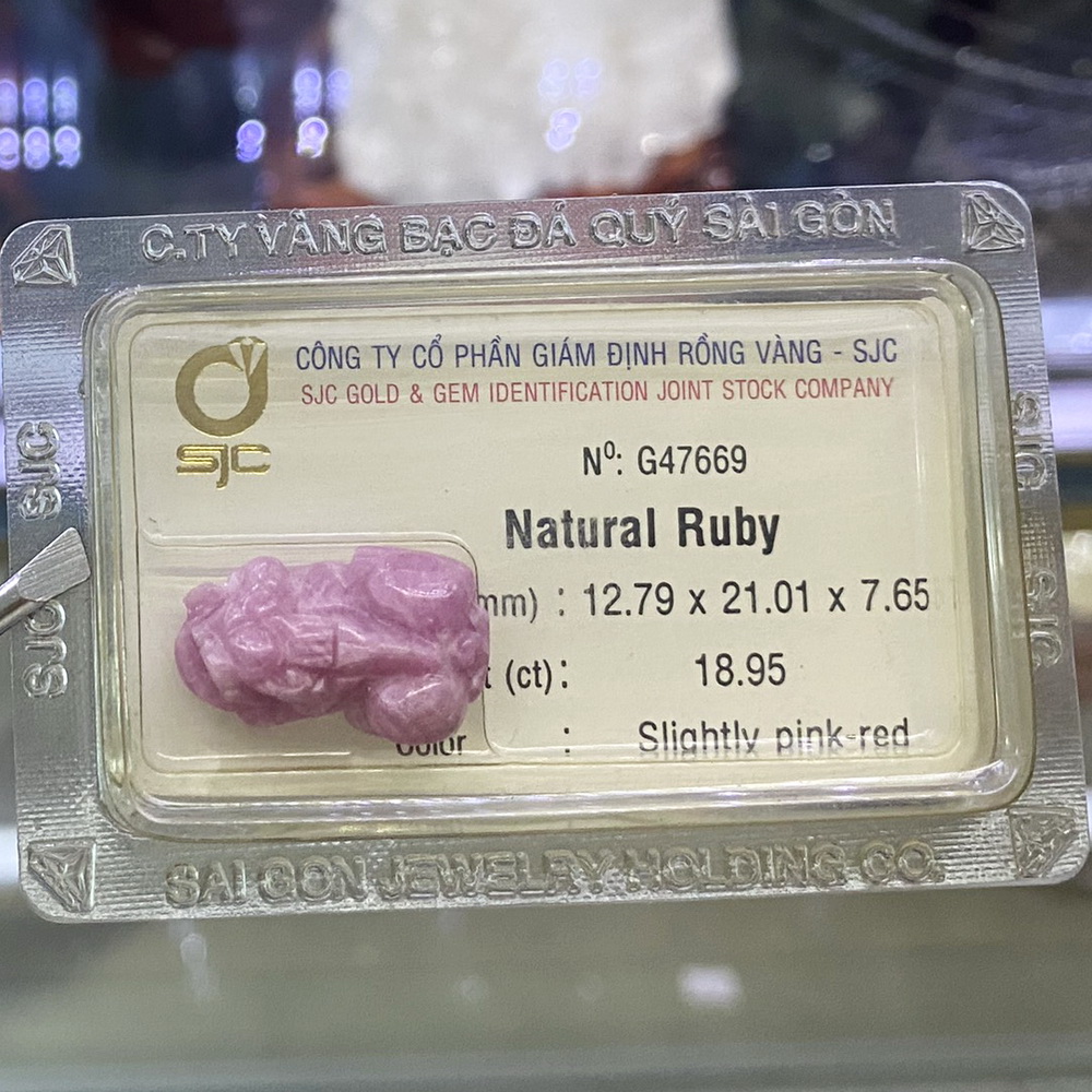 tỳ hưu ruby